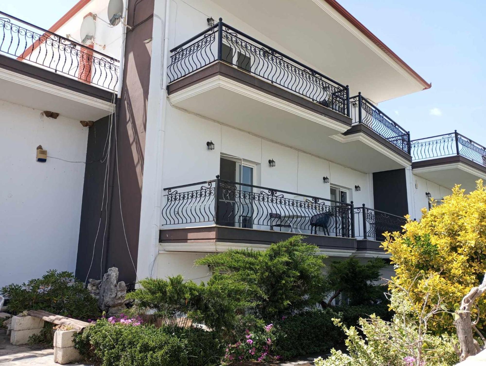 Villa Camellia Vrasná Extérieur photo